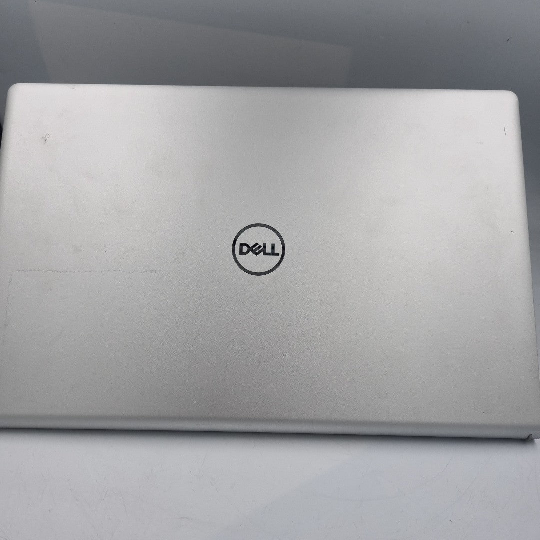 LAPTOP DELL INSPIRON 15 3520 (2024) 512 GB SSD 16 GB RAM (SEMINUEVO)