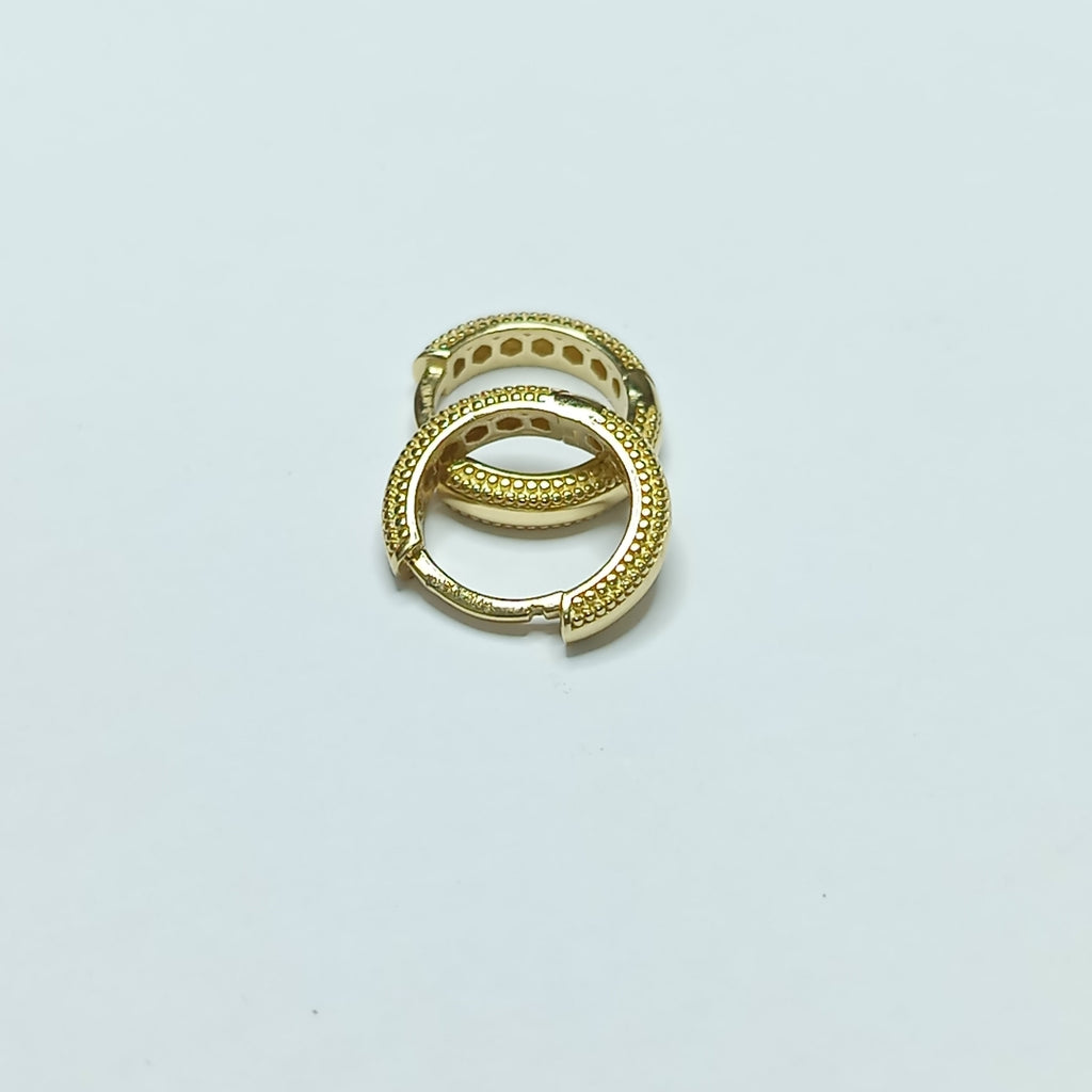 HUGGIES ORO 14K 2.4 (NUEVO)