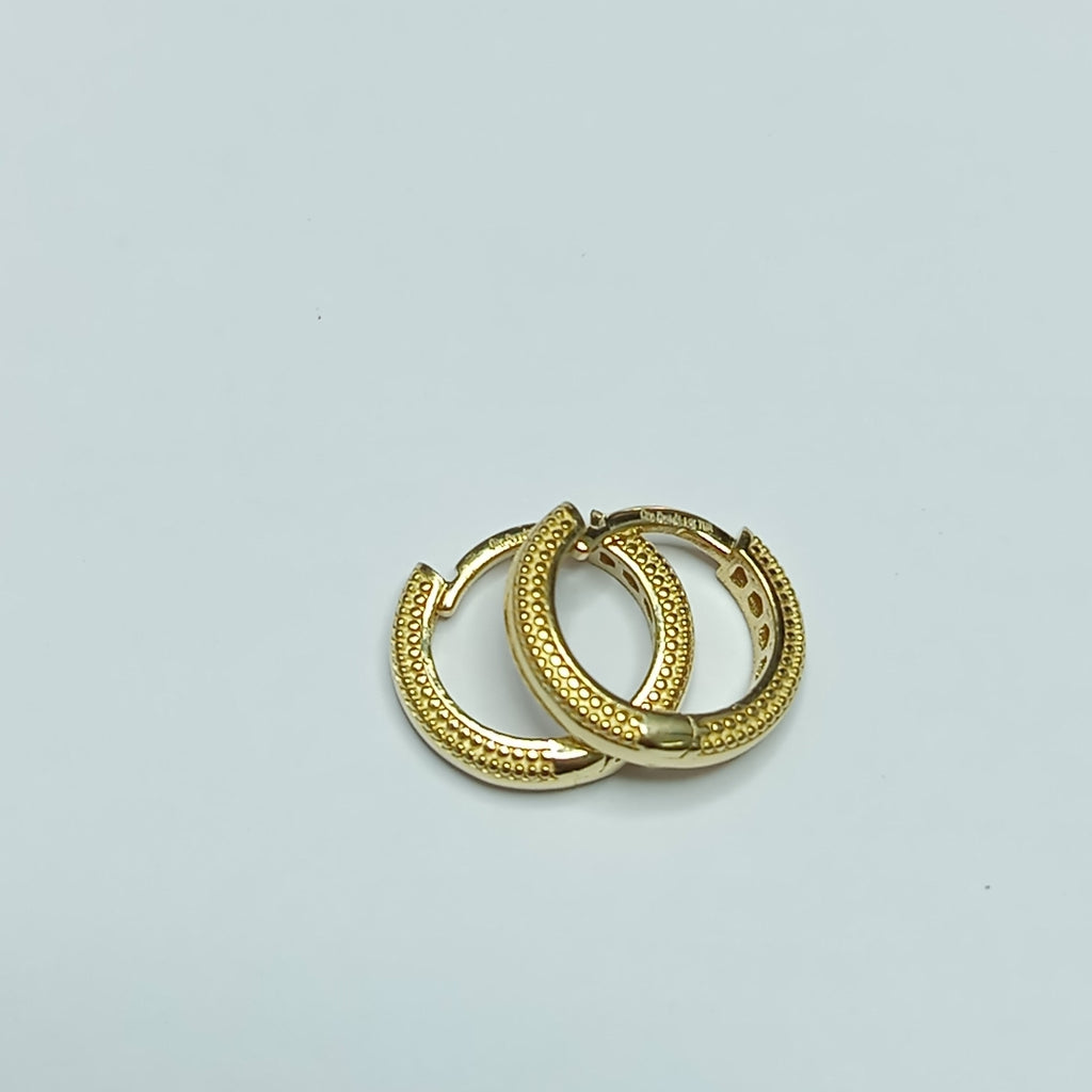 HUGGIES ORO 14K 2.5 (NUEVO)