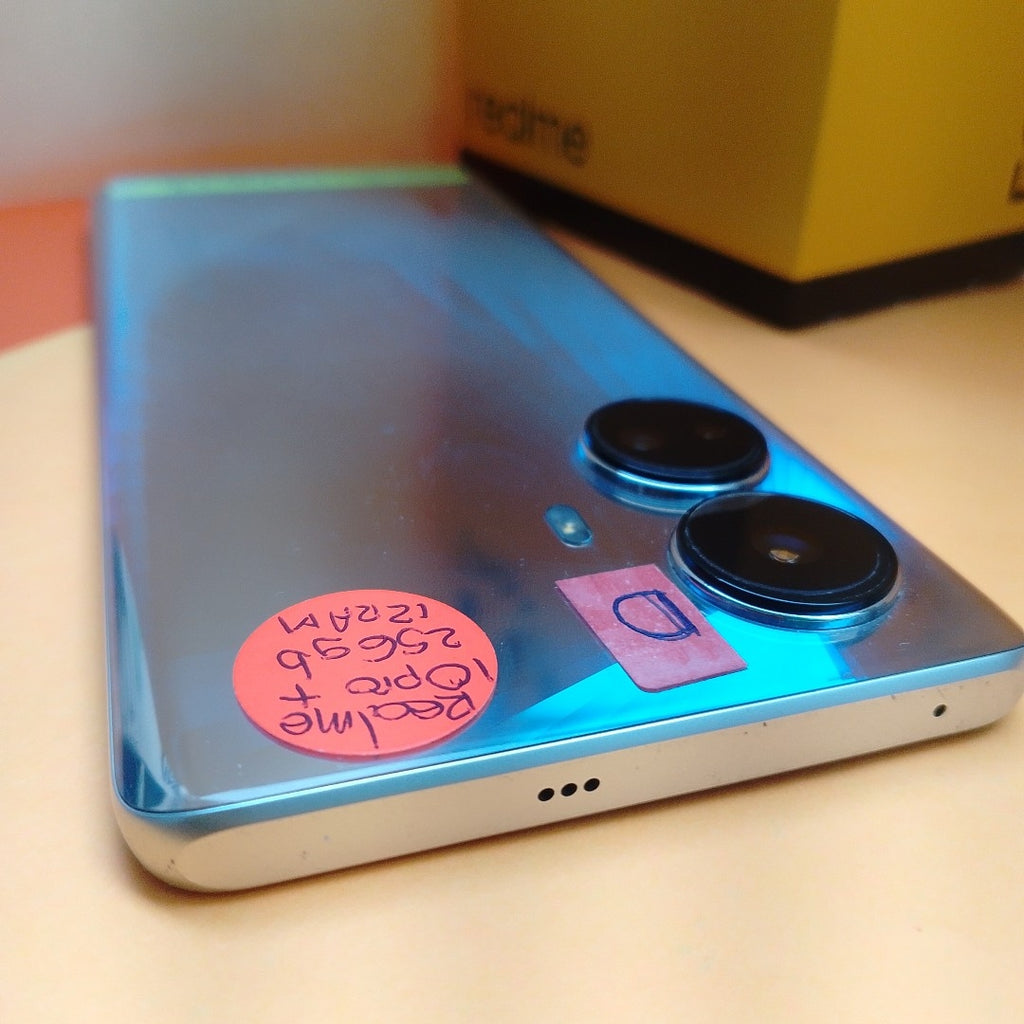 CELULAR REALME 10 PRO+ RMX3686 (2022) 256 GB 8 GB RAM (SEMINUEVO)
