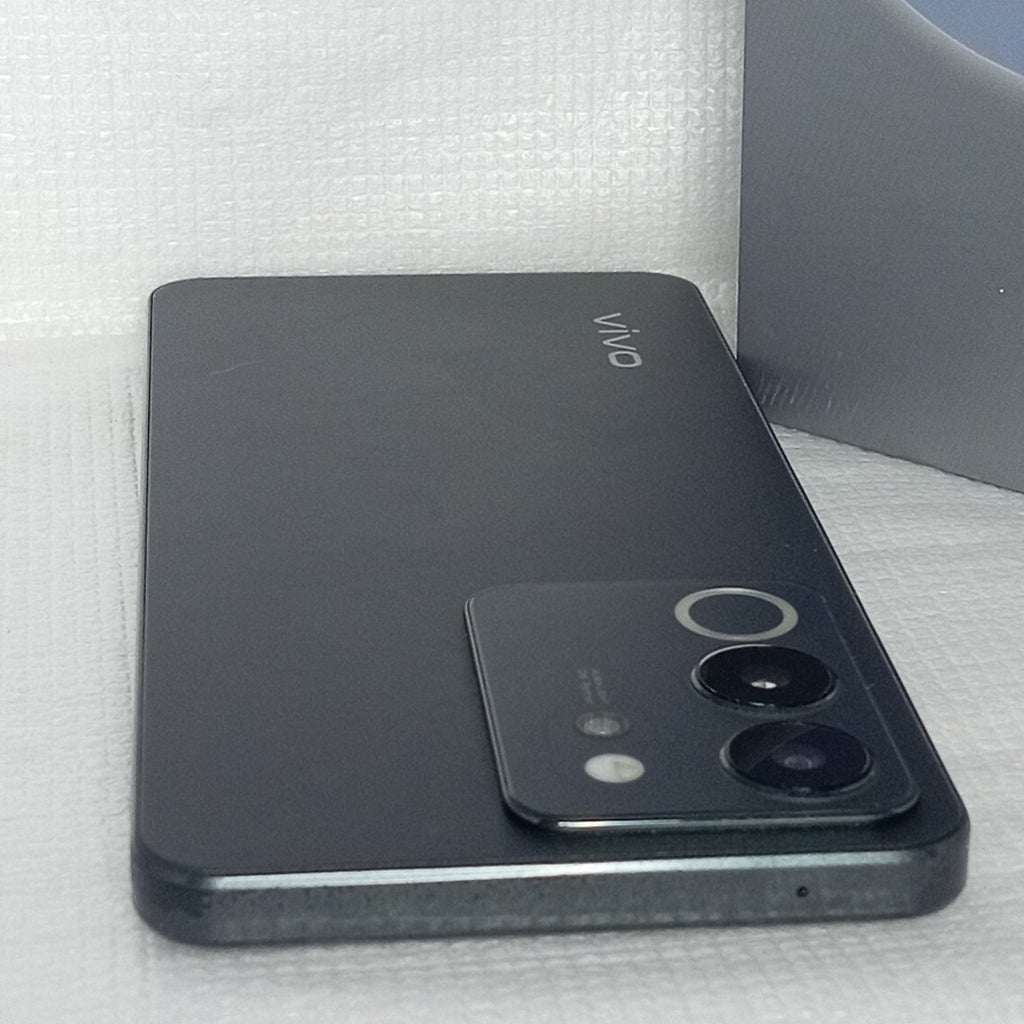 CELULAR VIVO V30 LITE V2314 (2023) 256 GB 12 GB RAM (SEMINUEVO)