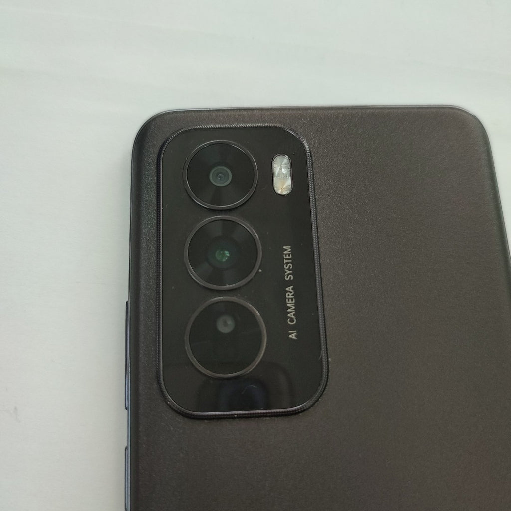 CELULAR OPPO   RENO12 5G CPH2625 (2024) 512 GB 12 GB RAM