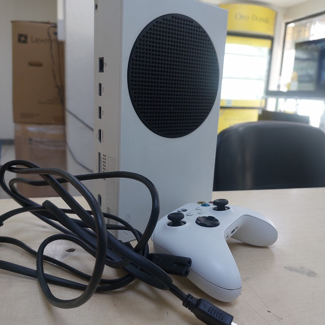 CONSOLA DE VIDEOJUEGO MICROSOFT XBOX SERIES S 512 GB SSD (SEMINUEVO)