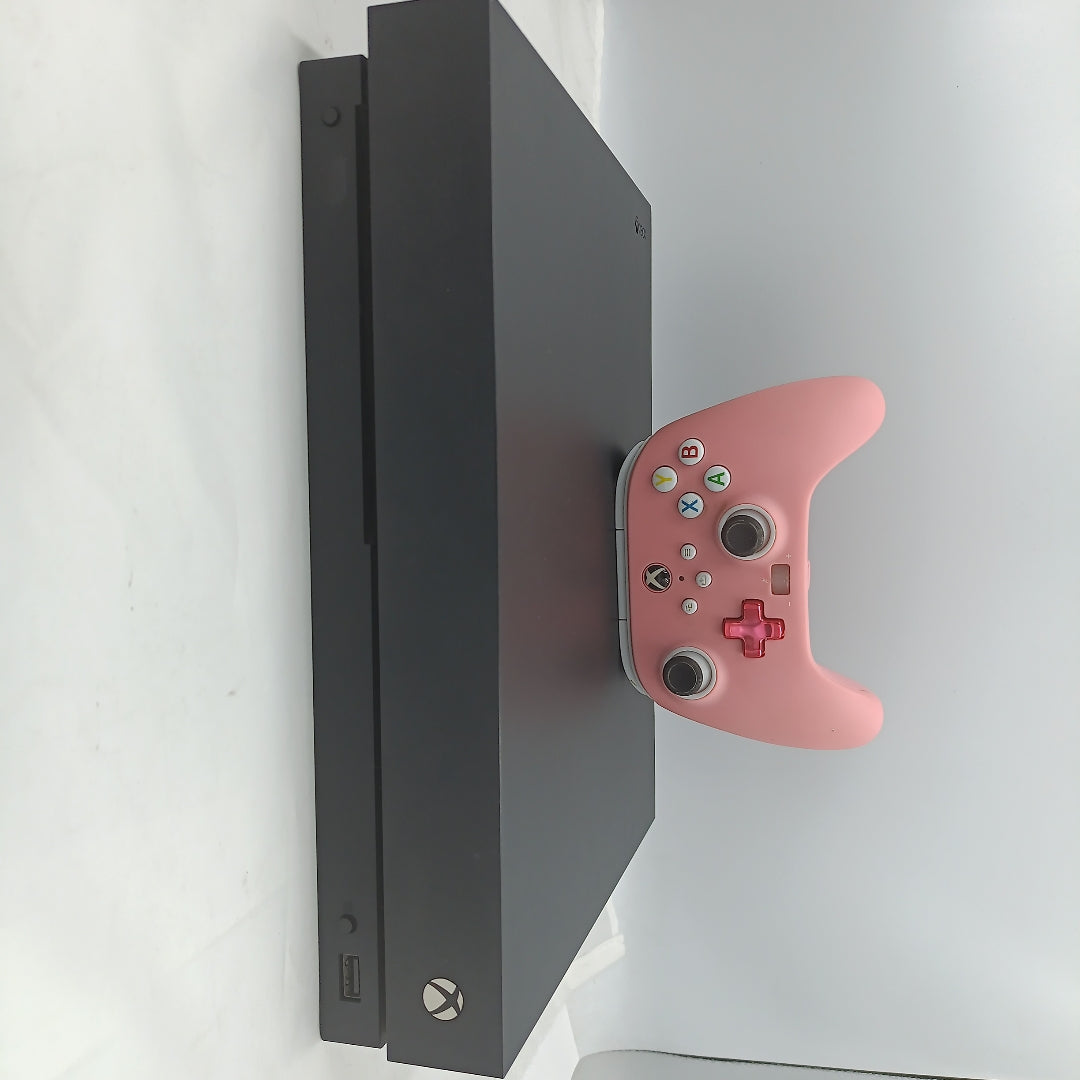 CONSOLA DE VIDEOJUEGO MICROSOFT XBOX ONE X 1 TB (SEMINUEVO)