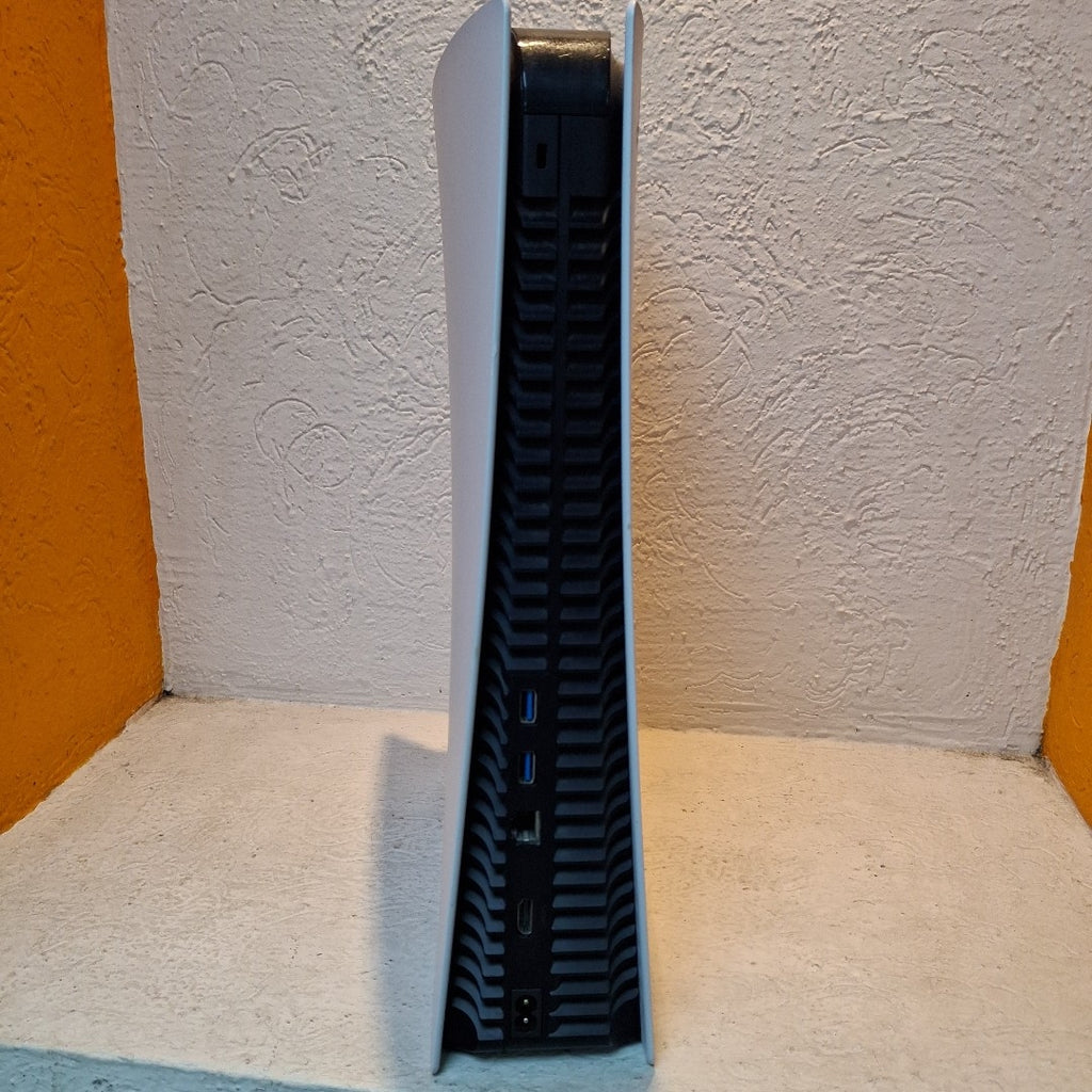 CONSOLA DE VIDEOJUEGO SONY PS5 825 SSD (SEMINUEVO)