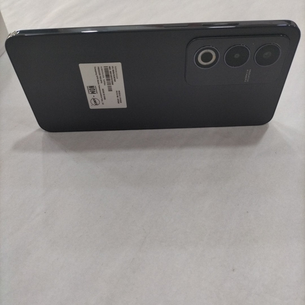 CELULAR OPPO  A80 5G CPH2639 (2024) 256 GB 8 GB RAM