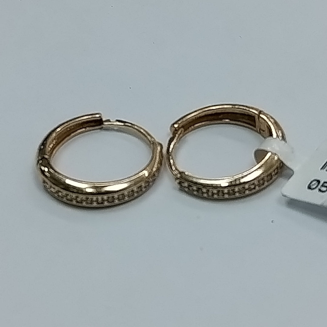HUGGIES ORO 14K 2.1 (NUEVO)