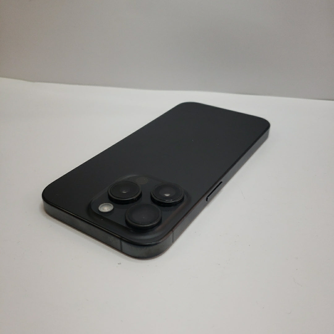 CELULAR APPLE IPHONE 15 PRO A3101 256 GB 8 GB RAM (SEMINUEVO)