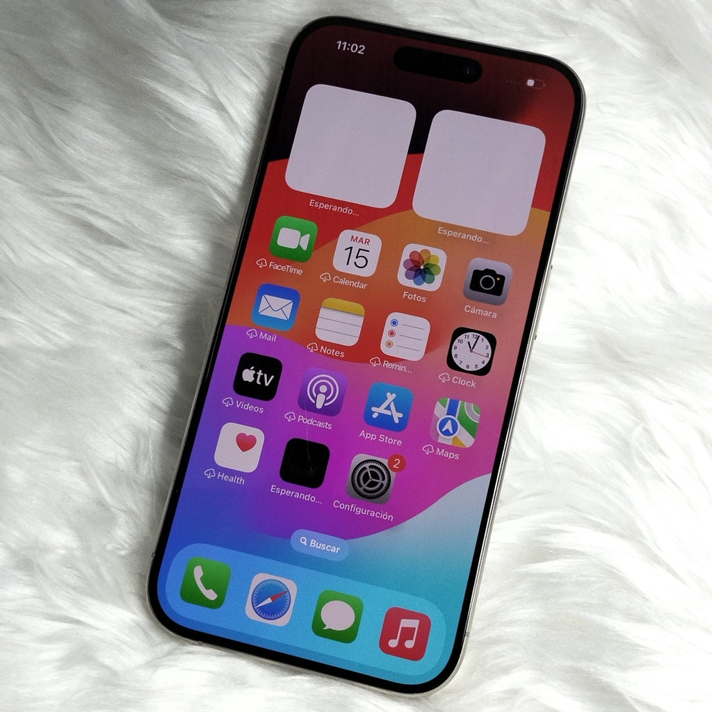 CELULAR APPLE IPHONE 15 PRO A3104 128 GB 8 GB RAM (SEMINUEVO)