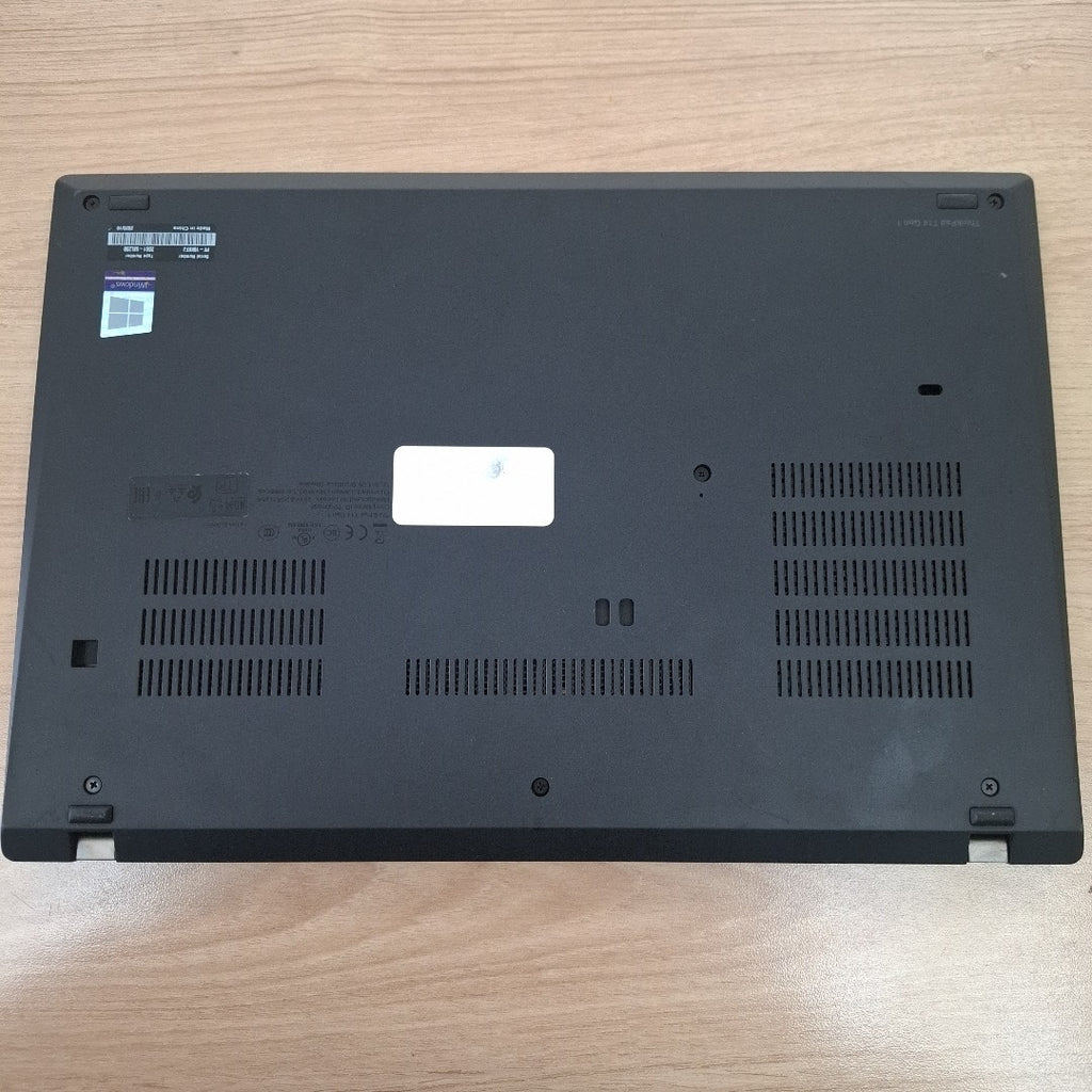 LAPTOP LENOVO THINKPAD T14 GEN 1 (2022) 512 GB SSD 8 GB RAM (SEMINUEVO)