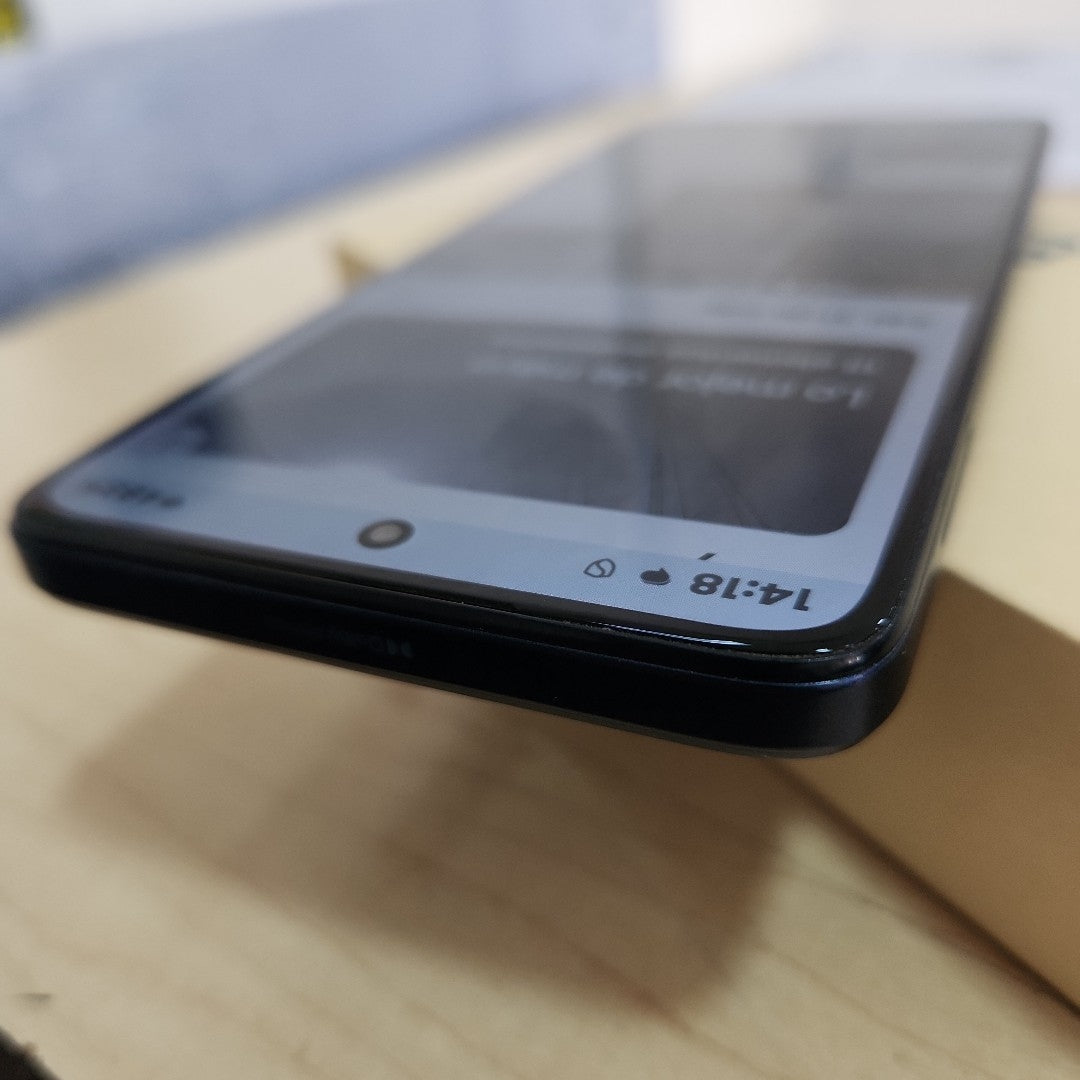 CELULAR MOTOROLA MOTO G84 XT2347-2 (2023) 256 GB 8 GB RAM (SEMINUEVO)