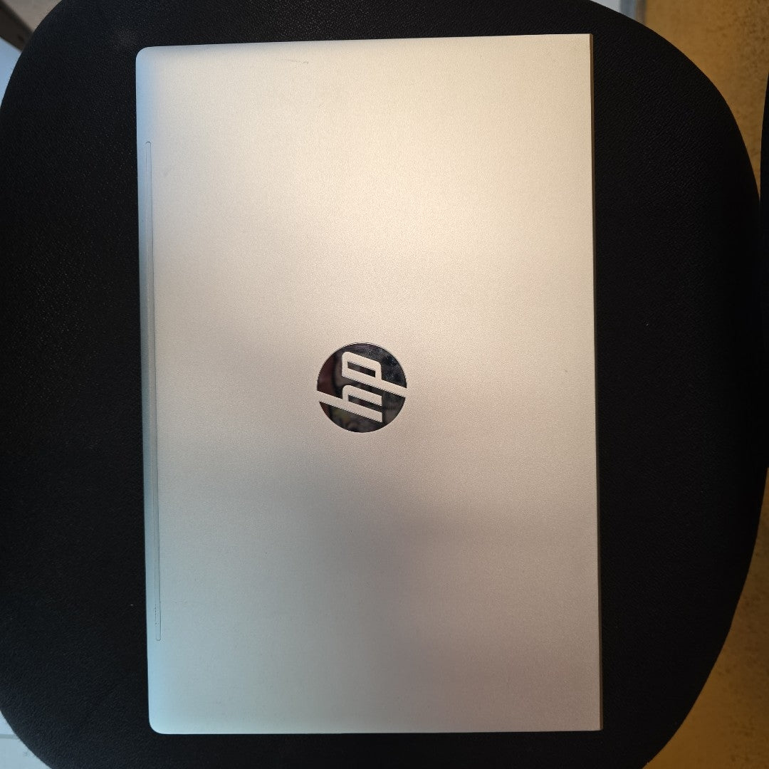 LAPTOP HP PROBOOK 440 G9 (2023) 512 GB SSD 16 GB RAM (SEMINUEVO)