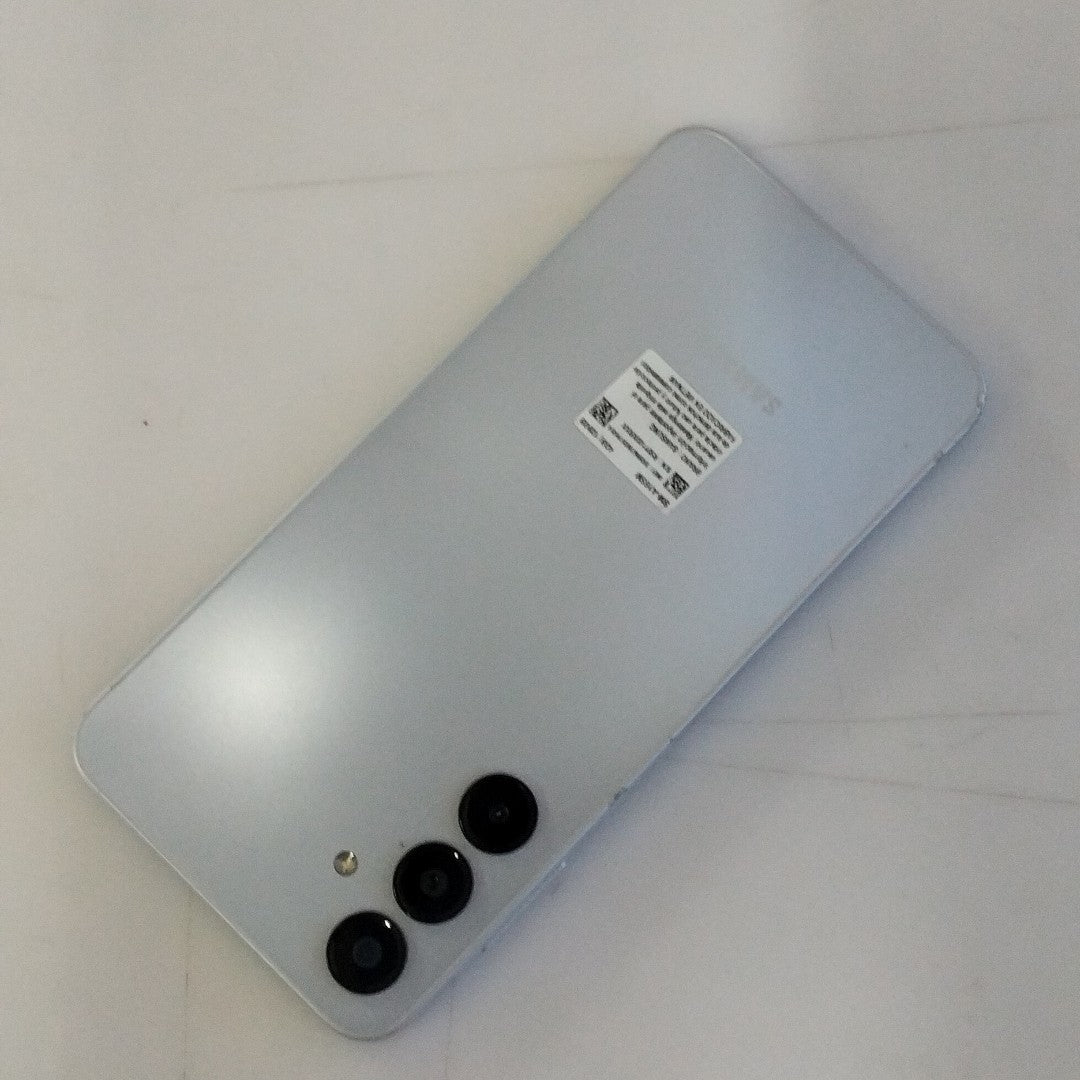 CELULAR SAMSUNG GALAXY A16 SM-A165M (2024) 128 GB 4 GB RAM (SEMINUEVO)