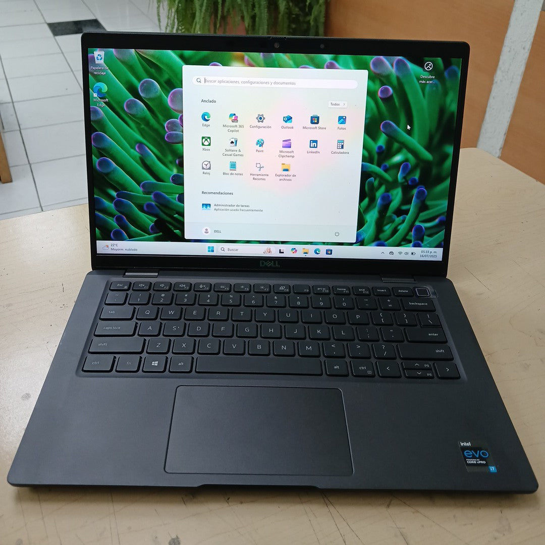 LAPTOP DELL LATITUDE 7420 (2023) 256 GB SSD 16 GB RAM (SEMINUEVO)