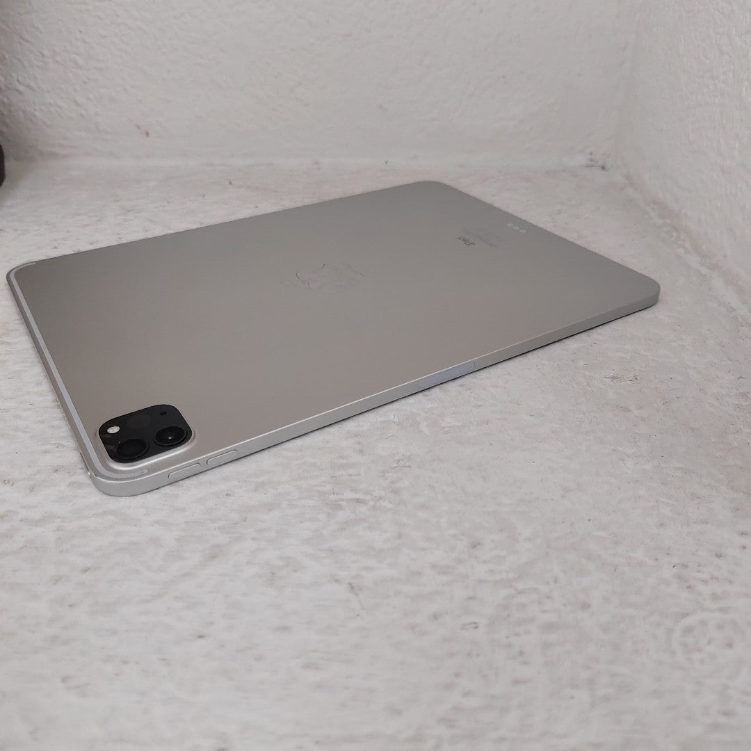 TABLETA APPLE IPAD PRO 3 11" A2377 256 GB 8 GB RAM (SEMINUEVO)