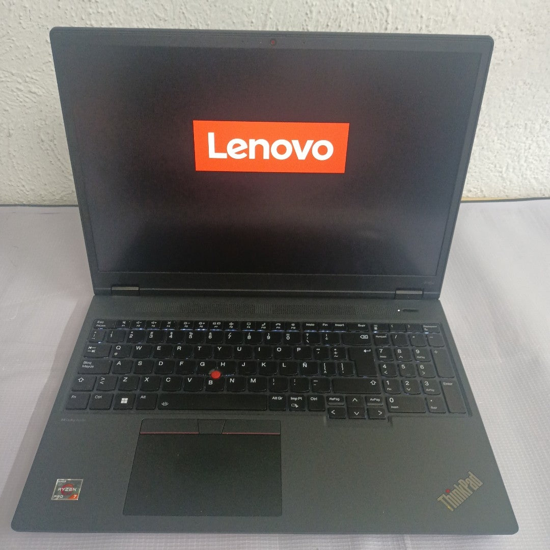 LAPTOP LENOVO THINKPAD P16V GEN 1 (2025) 1 TB SSD 32 GB RAM (SEMINUEVO)