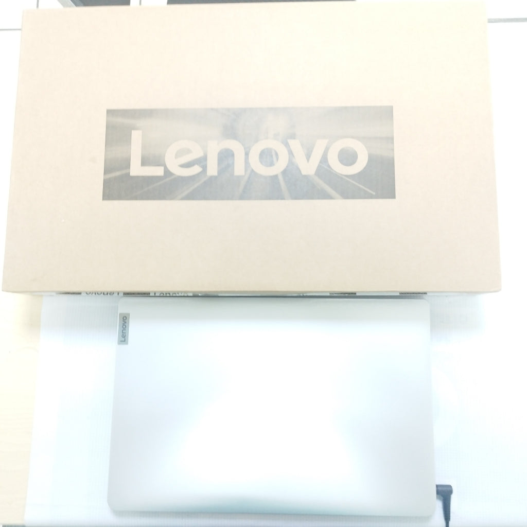 LAPTOP LENOVO IDEAPAD 1 15IGL7 (2024) 256 GB SSD 8 GB RAM (SEMINUEVO)
