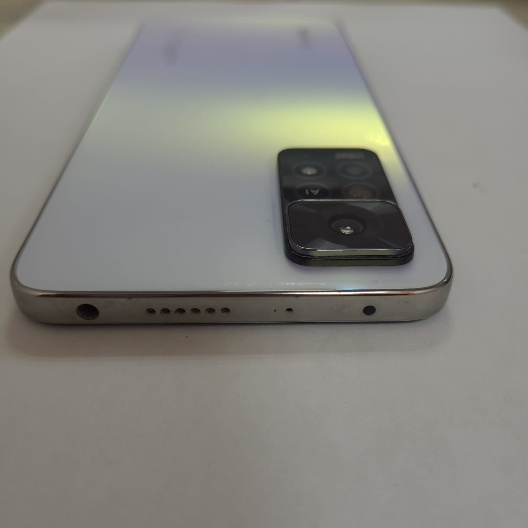 CELULAR XIAOMI REDMI NOTE 11 PRO 5G 2201116SG 128 GB 6 GB RAM (SEMINUEVO)