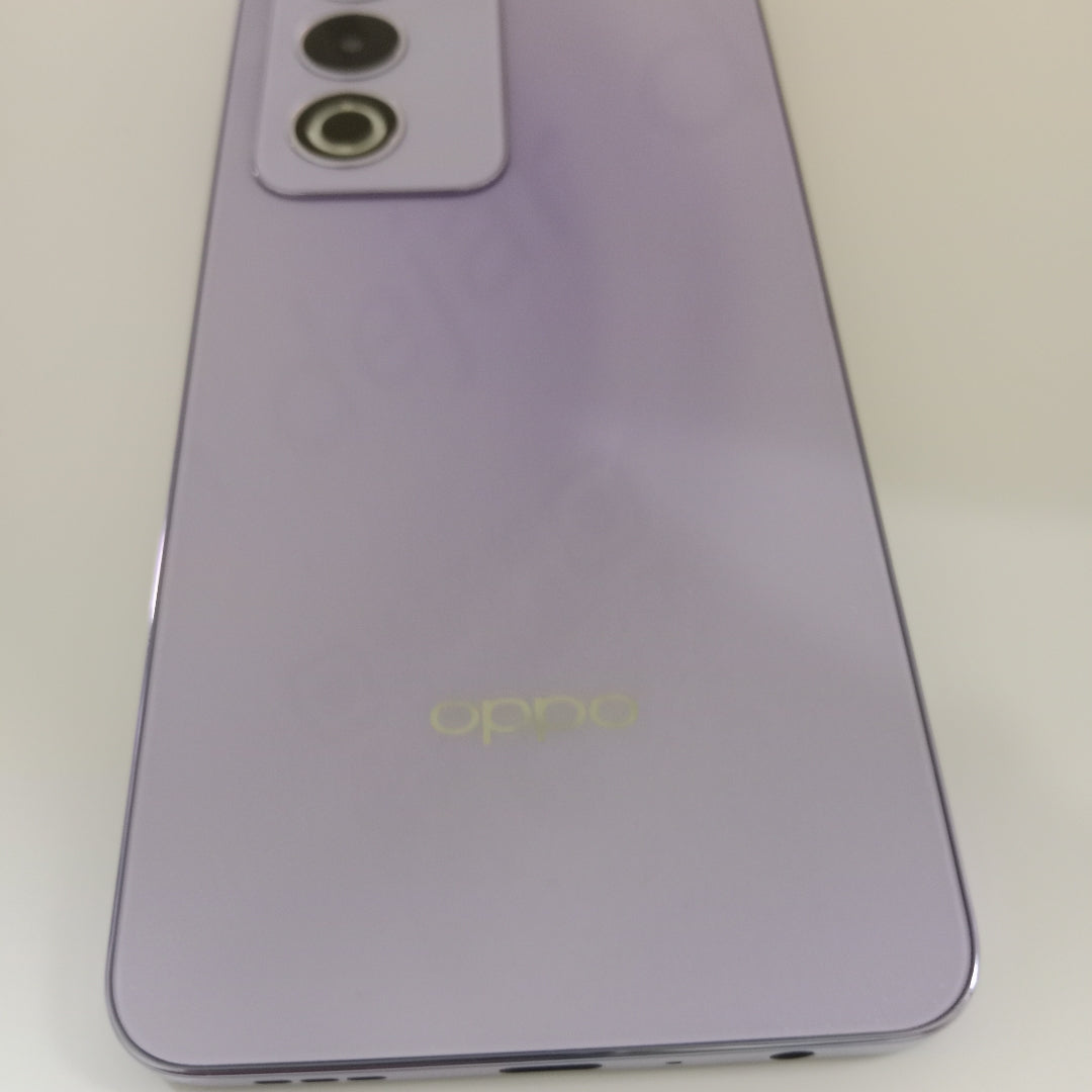 CELULAR OPPO  A80 5G CPH2639 (2024) 256 GB 8 GB RAM (SEMINUEVO)