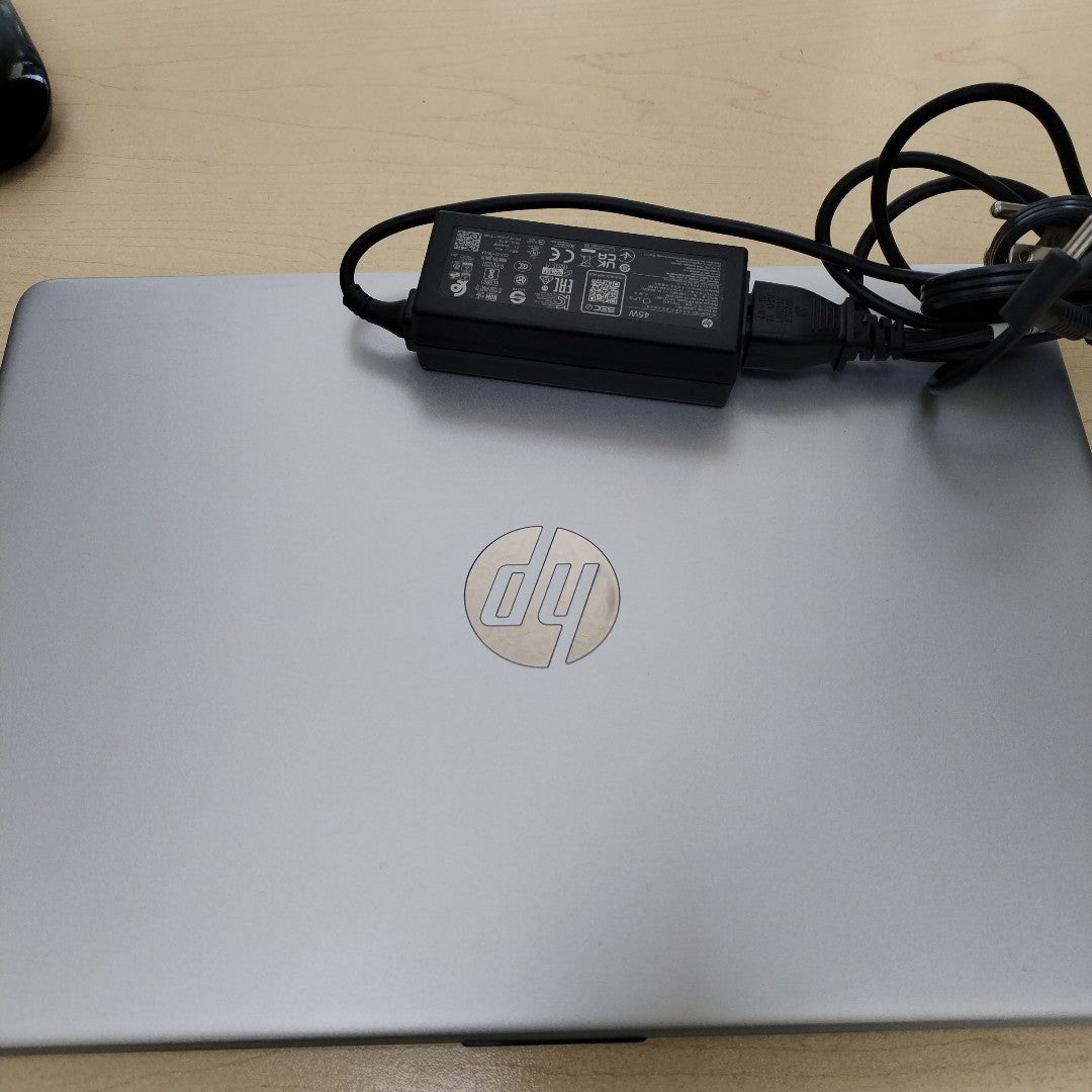 LAPTOP HP 14-DQ5032LA (2023) 512 GB SSD 8 GB RAM (SEMINUEVO)