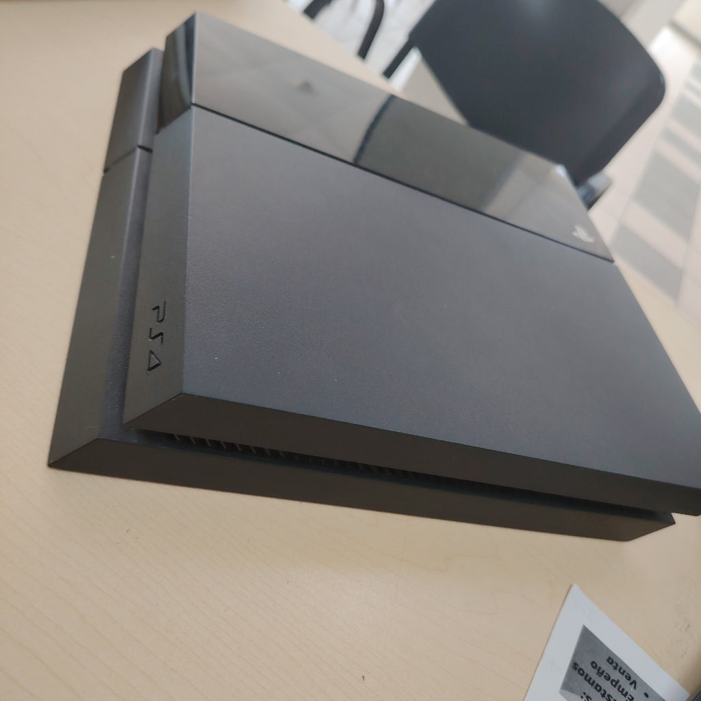 CONSOLA DE VIDEOJUEGO SONY PS4 1 TB (SEMINUEVO)