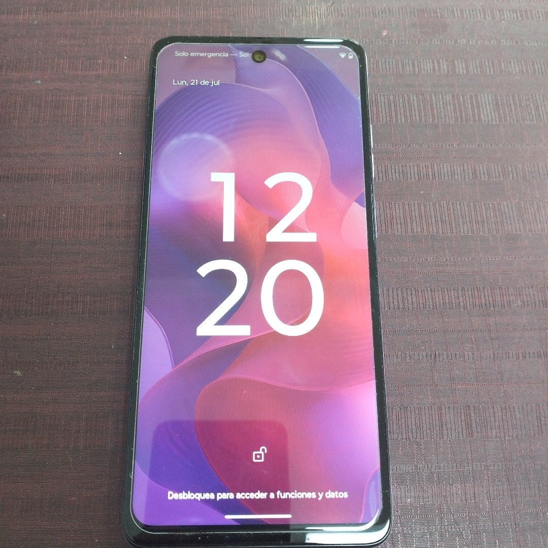 CELULAR MOTOROLA MOTO G24 XT2423-1 (2024) 256 GB 4 GB RAM (SEMINUEVO)