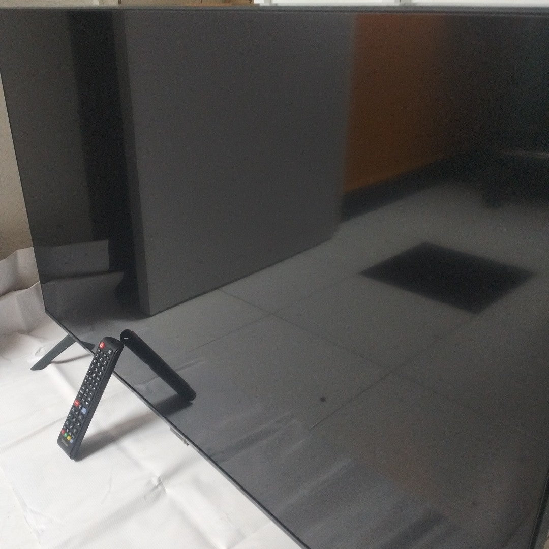 PANTALLA SAMSUNG UN43AU7000F (2022) 43" LED 4K (SEMINUEVO)