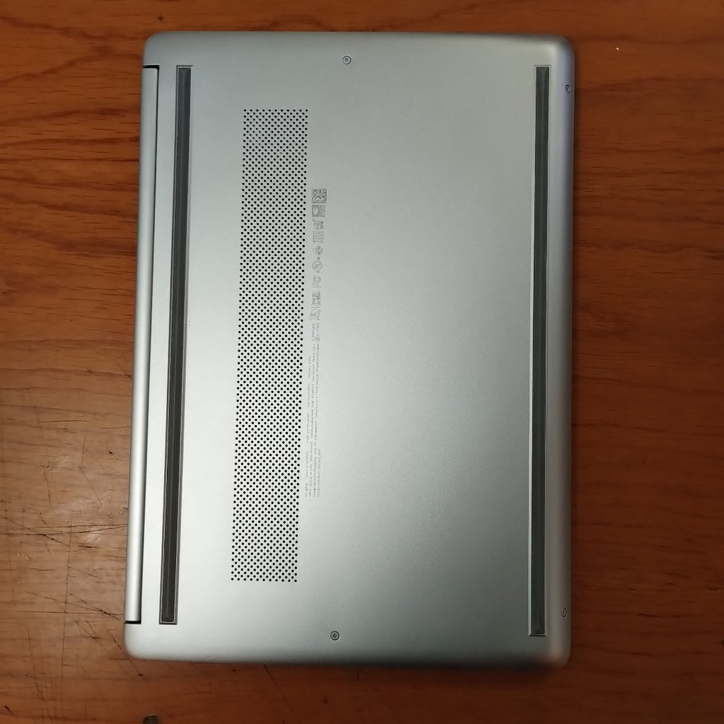 LAPTOP HP 14-DQ0530LA(2024) 256 GB SSD 8 GB RAM (SEMINUEVO)