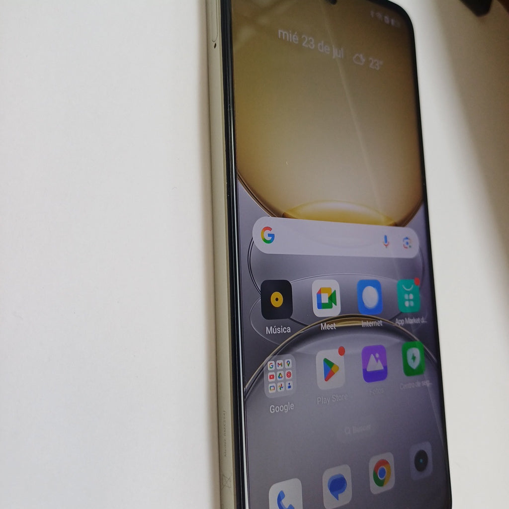 CELULAR REALME C75 RMX3941 (2025) 256 GB 8 GB RAM (SEMINUEVO)