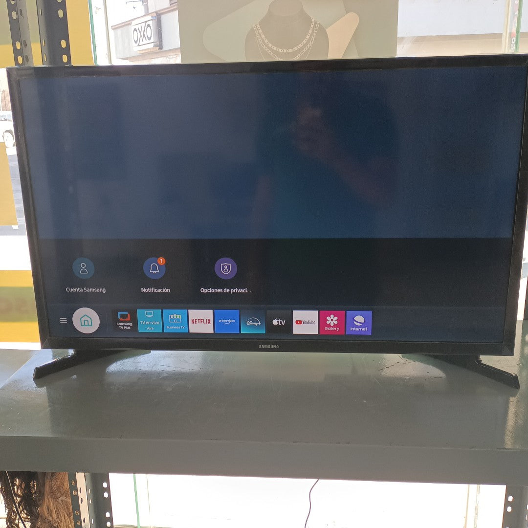 PANTALLA SAMSUNG BE32T-B (2025) 32" LED HD (SEMINUEVO)