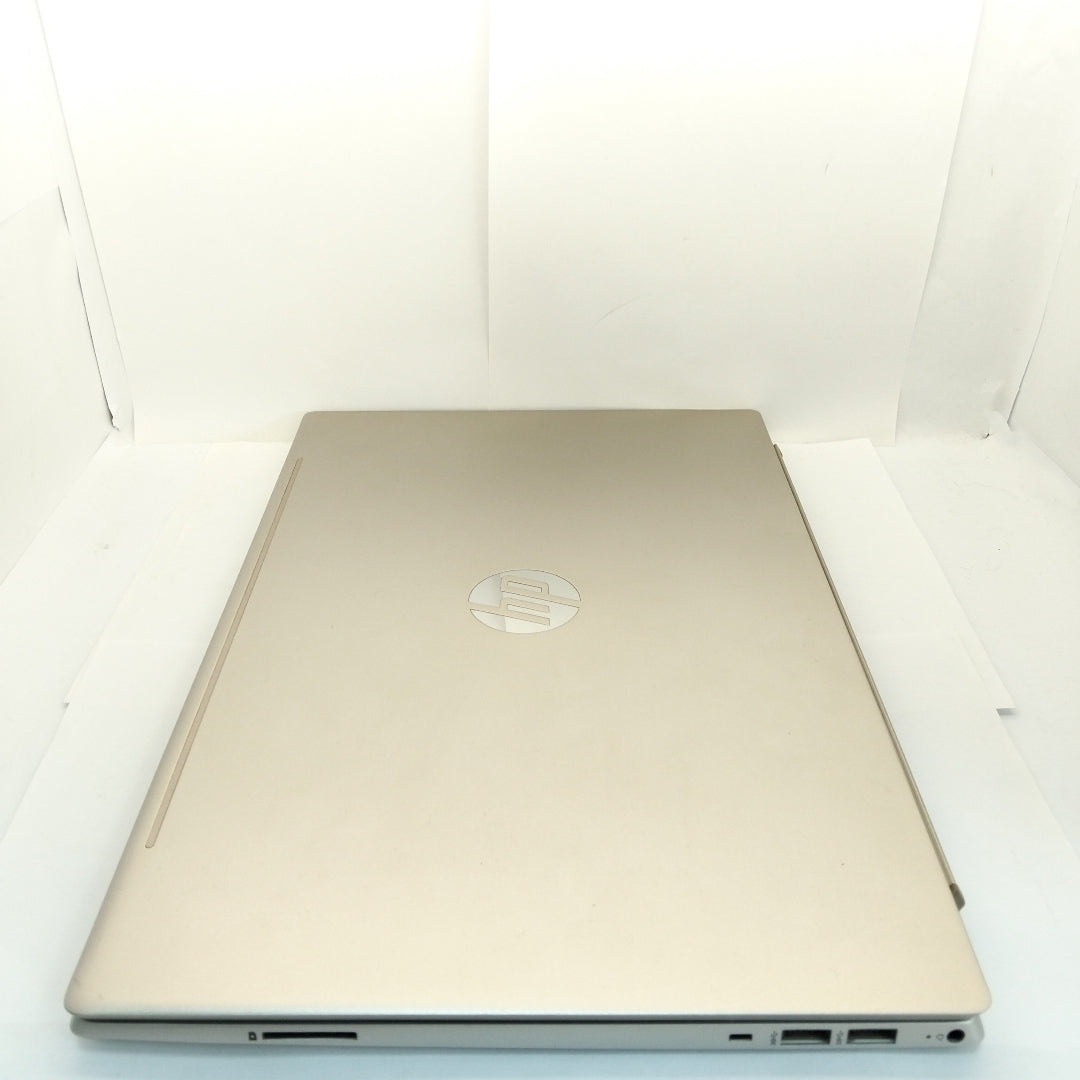LAPTOP HP PAVILION 15-CW1012LA (2023) 1 TB + 128 GB SSD 12 GB RAM (SEMINUEVO)