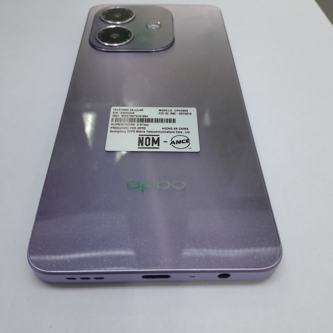 CELULAR OPPO  A40 CPH2669 (2024) 256 GB 4 GB RAM (SEMINUEVO)