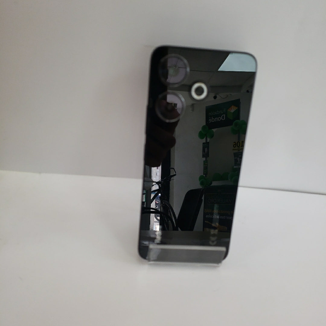 CELULAR XIAOMI REDMI 13 24049RN28L (2024) 256 GB 8 GB RAM (SEMINUEVO)