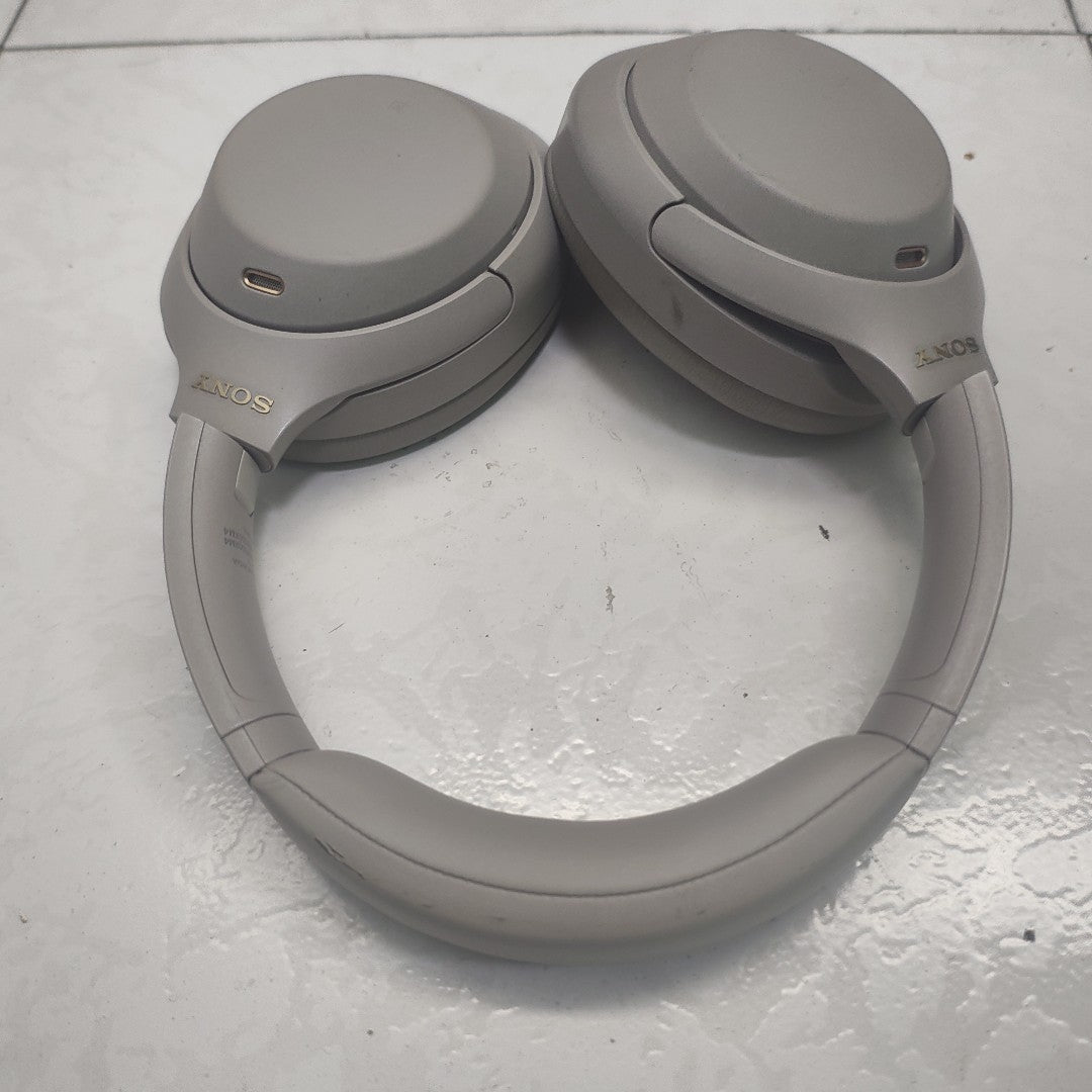 AUDIFONOS SONY WH-1000XM4 INALAMBRICO OVER EAR (SEMINUEVO)