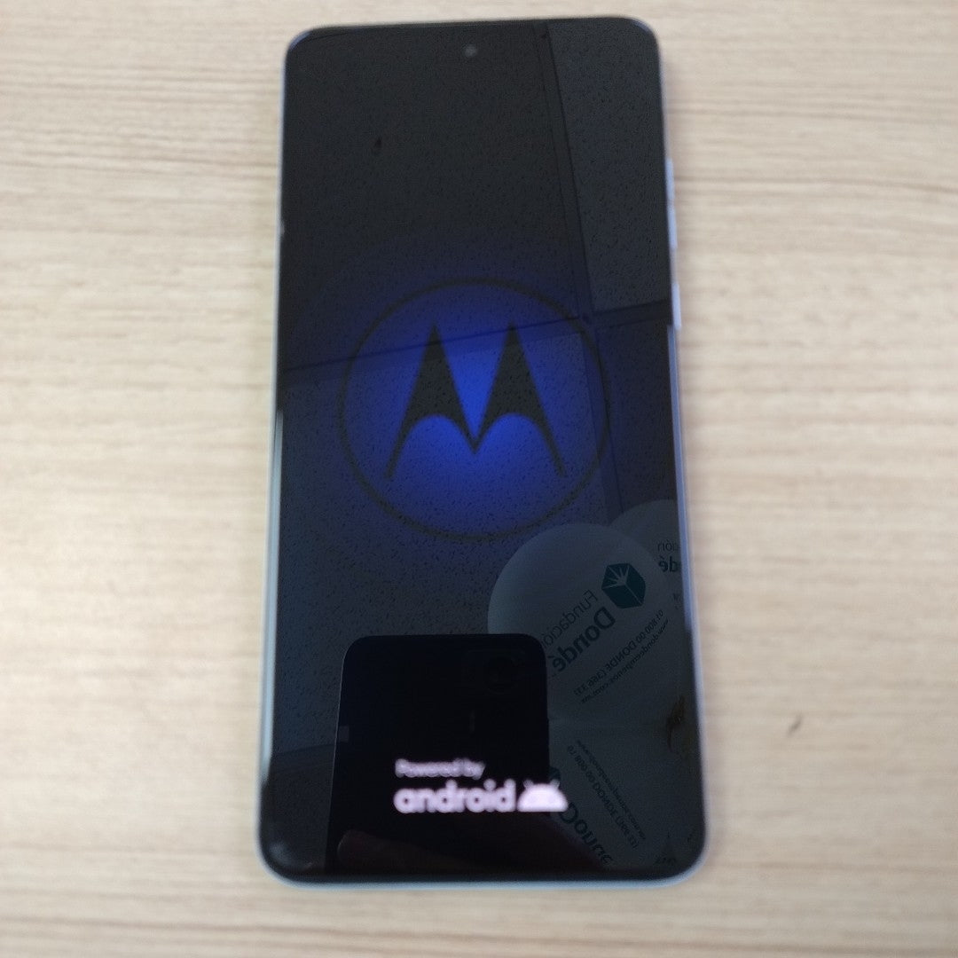 CELULAR MOTOROLA MOTO G84 XT2347-1 (2023) 256 GB 8 GB RAM (SEMINUEVO)