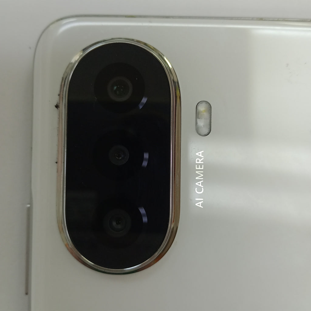 CELULAR HUAWEI NOVA Y70 MGA-LX3 128 GB 4 GB RAM (SEMINUEVO)