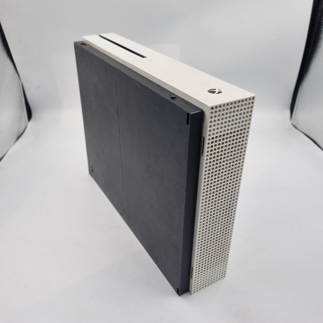 CONSOLA DE VIDEOJUEGO MICROSOFT XBOX ONE S 500 GB  (SEMINUEVO)