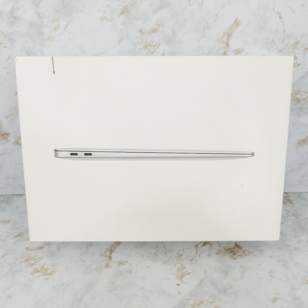 LAPTOP APPLE MACBOOK AIR 13" 2020 3.2 A2337 256 GB SSD 8 GB RAM (SEMINUEVO)
