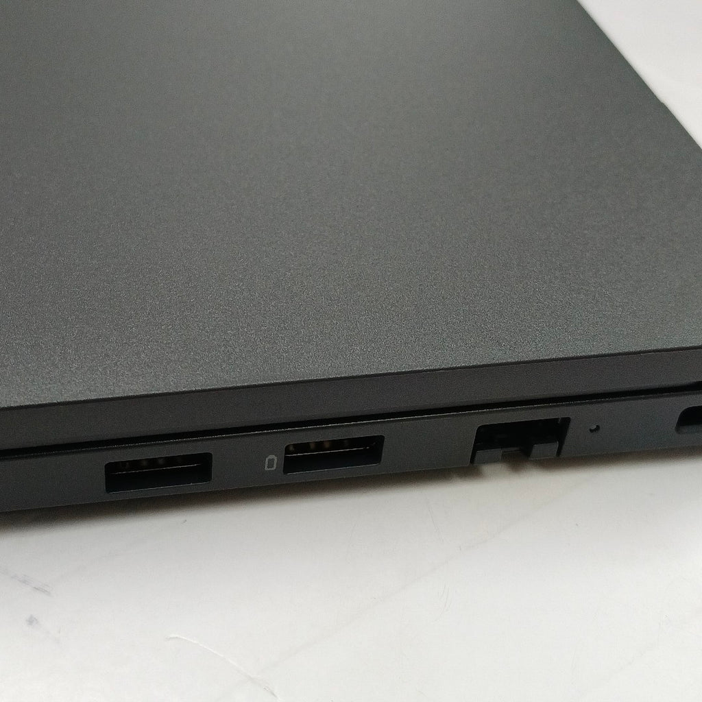LAPTOP DELL PRO 16 (2025) 256 GB SSD 8 GB RAM