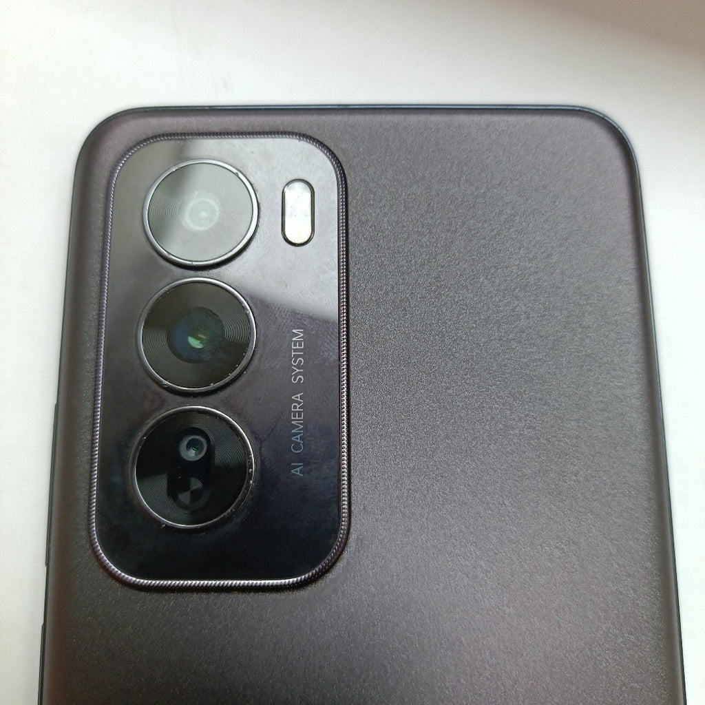 CELULAR OPPO   RENO12 5G CPH2625 (2024) 512 GB 12 GB RAM (SEMINUEVO)