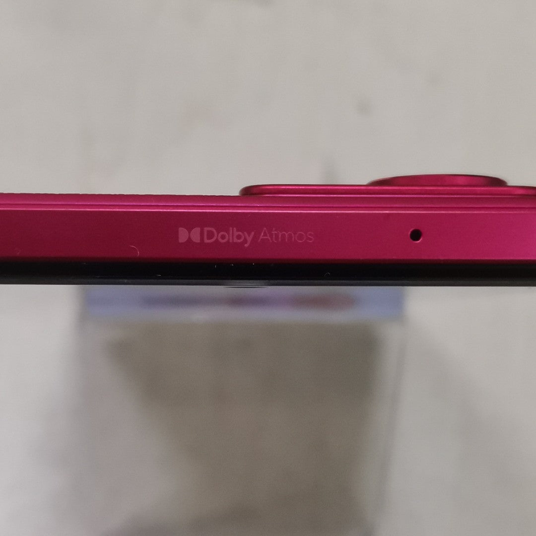 CELULAR MOTOROLA MOTO G84 XT2347-1 (2023) 256 GB 8 GB RAM (SEMINUEVO)