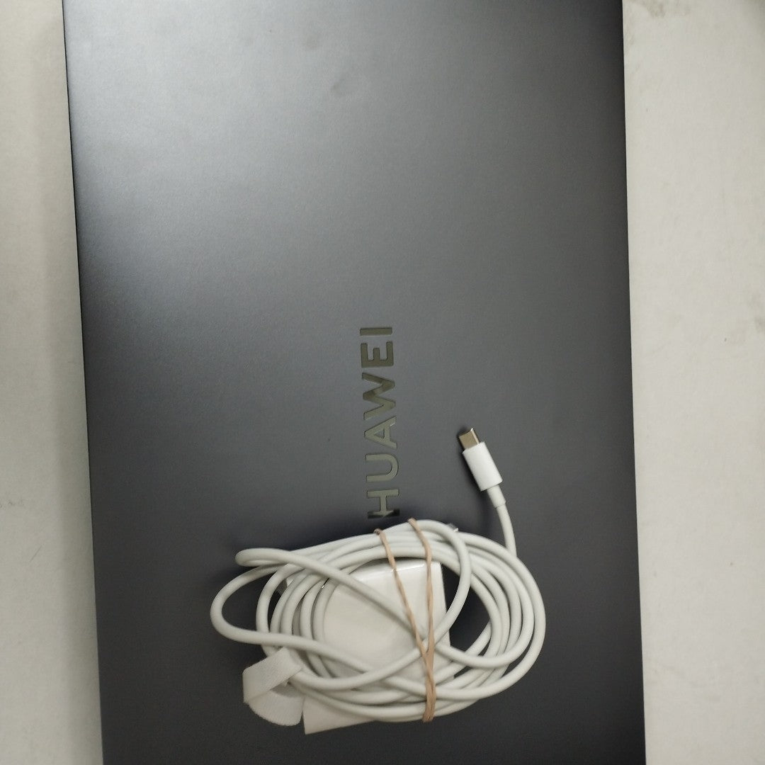 LAPTOP HUAWEI MATEBOOK D16 HVY-WAP9 (2022) 512 GB SSD 16 GB RAM (SEMINUEVO)