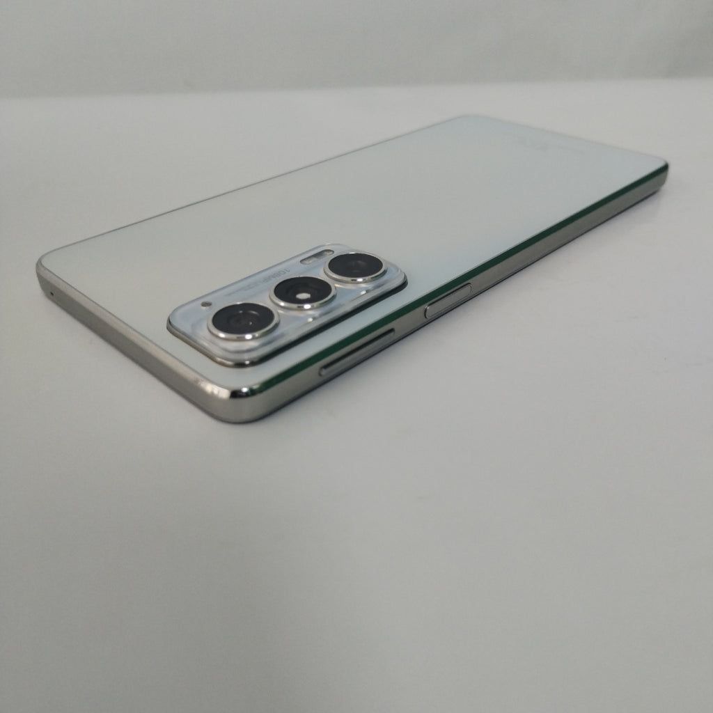CELULAR MOTOROLA EDGE 20 XT2143-1 128 GB 6 GB RAM (SEMINUEVO)