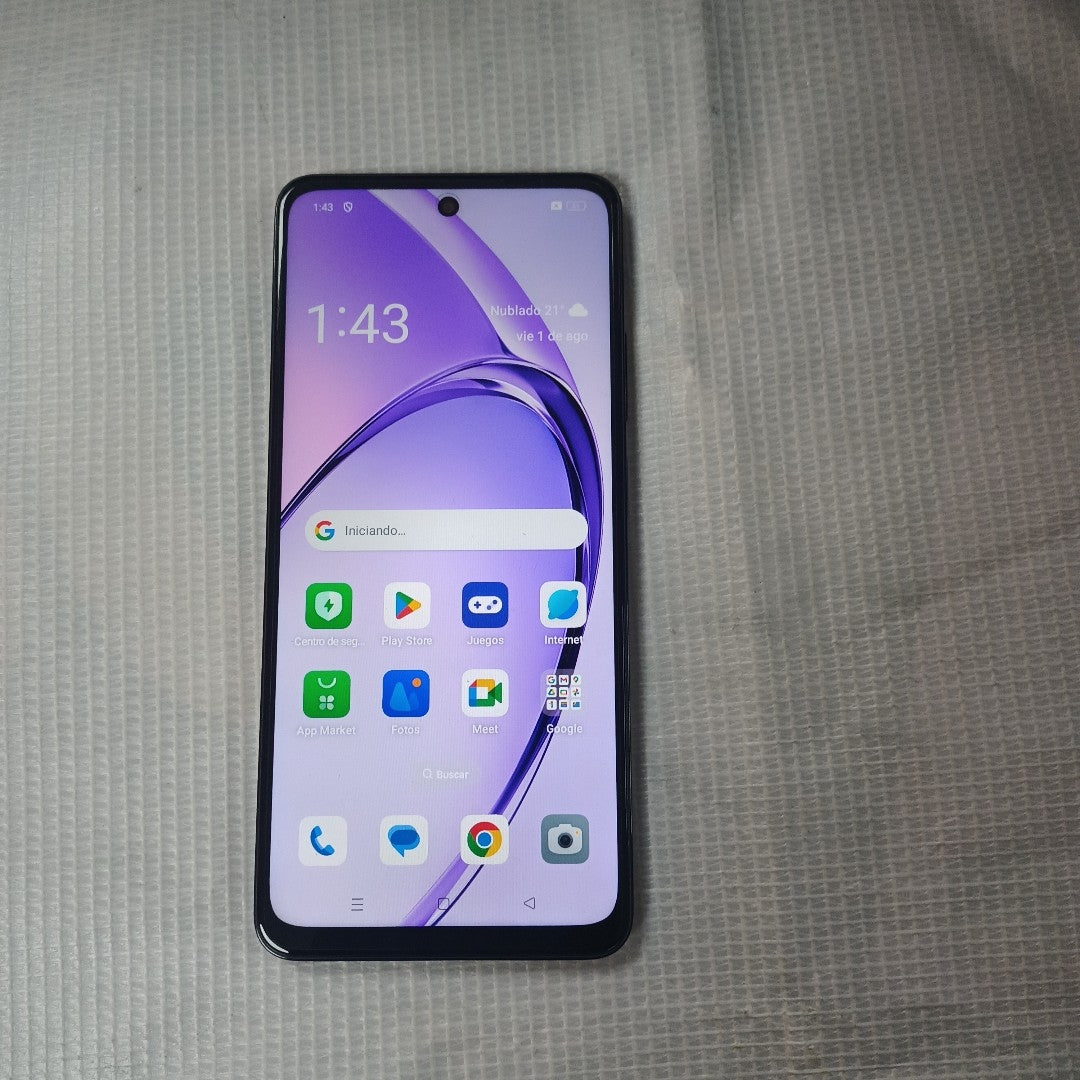 CELULAR OPPO  A80 5G CPH2639 (2024) 256 GB 8 GB RAM (SEMINUEVO)