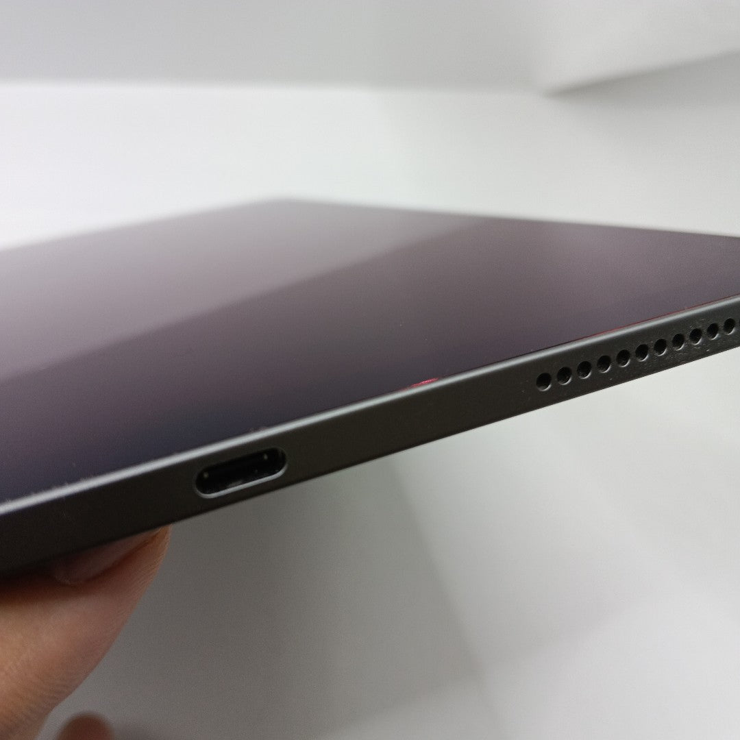 TABLETA APPLE IPAD AIR 5 A2588 256 GB 8 GB RAM (SEMINUEVO)