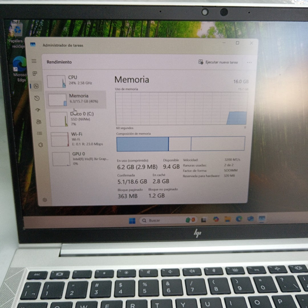 LAPTOP HP ELITEBOOK 840 G8 (2022) 512 GB SSD 16 GB RAM (SEMINUEVO)