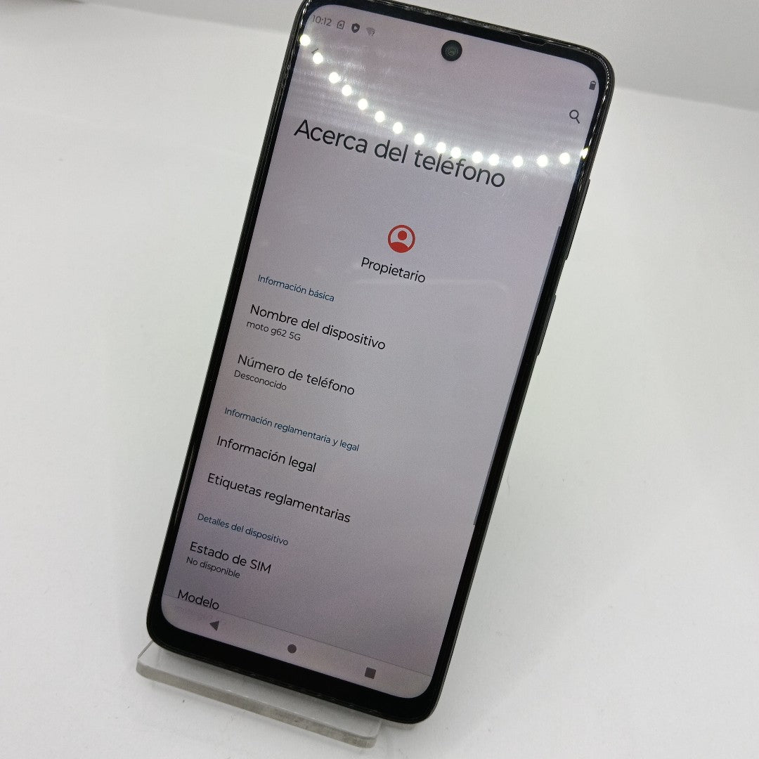 CELULAR MOTOROLA MOTO G62 5G XT2223-2 128 GB 4 GB RAM (SEMINUEVO)