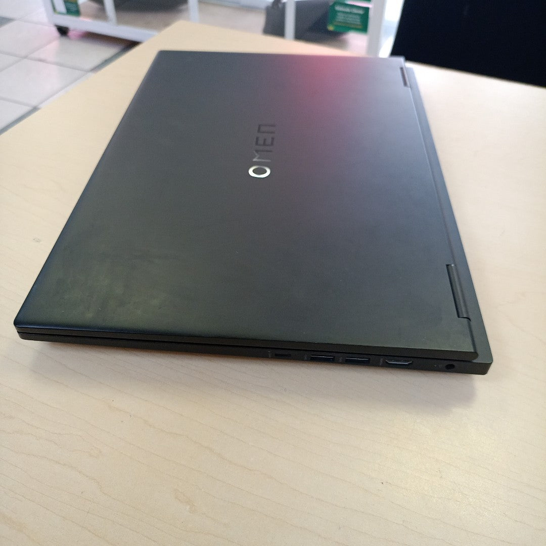 LAPTOP HP OMEN 16-WD0002LA (2023) 1 TB SSD 16 GB RAM (SEMINUEVO)