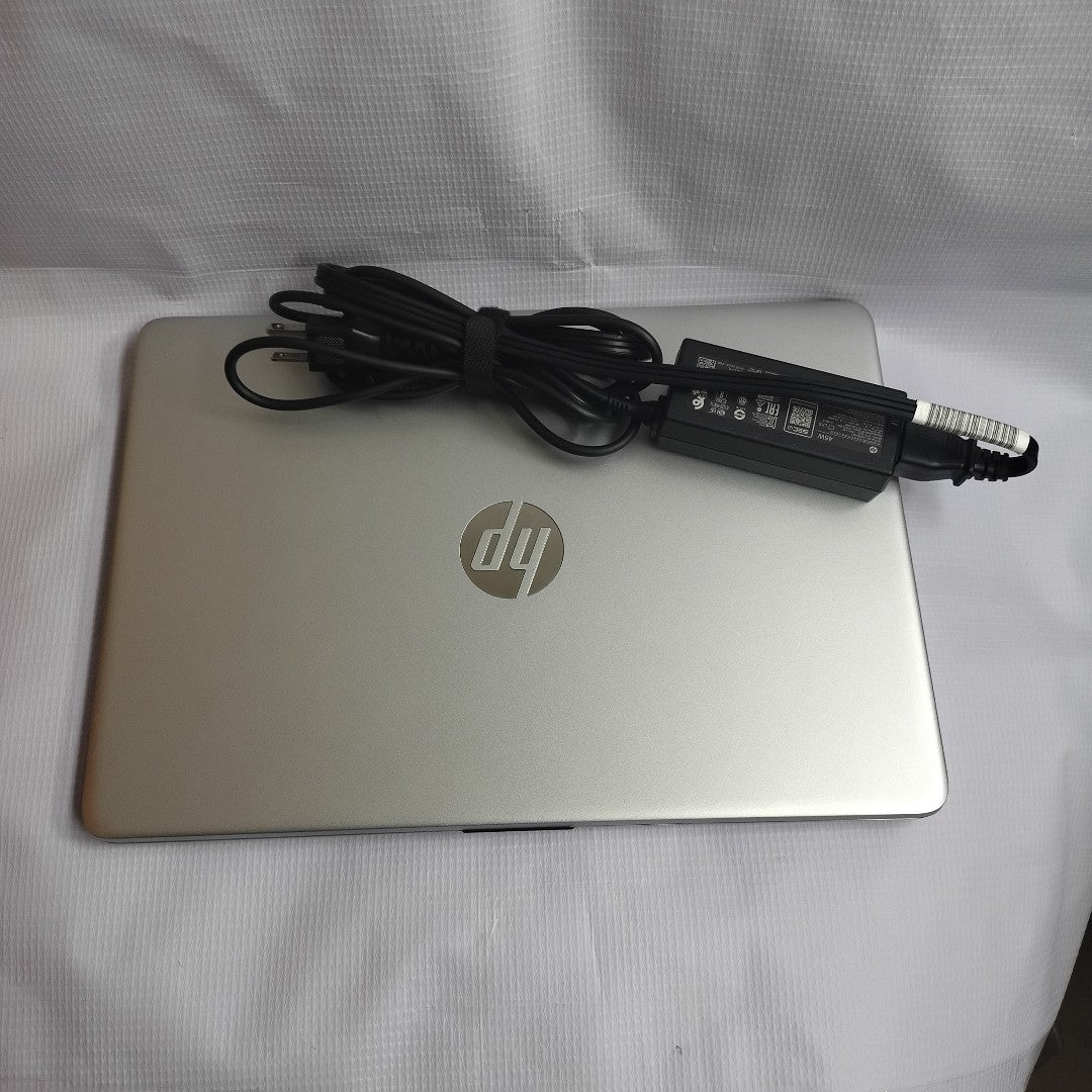 LAPTOP HP 14-DQ5007LA (2023) 512 GB SSD 16 GB RAM (SEMINUEVO)