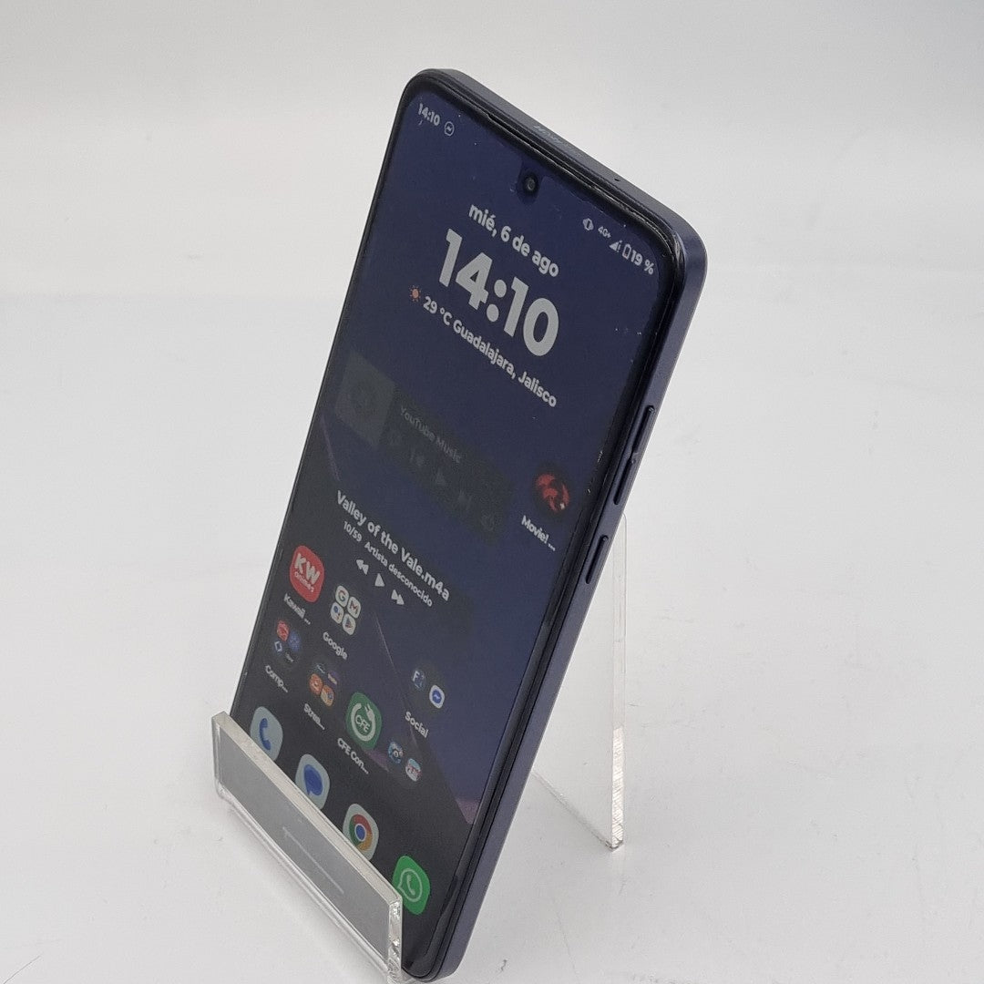 CELULAR MOTOROLA MOTO G84 XT2347-1 (2023) 256 GB 8 GB RAM (SEMINUEVO)